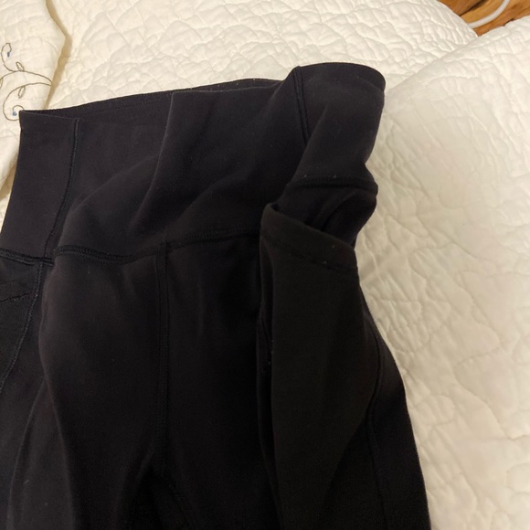Lululemon High-Rise Workout Leggings, Size XS - Picture 7 of 7